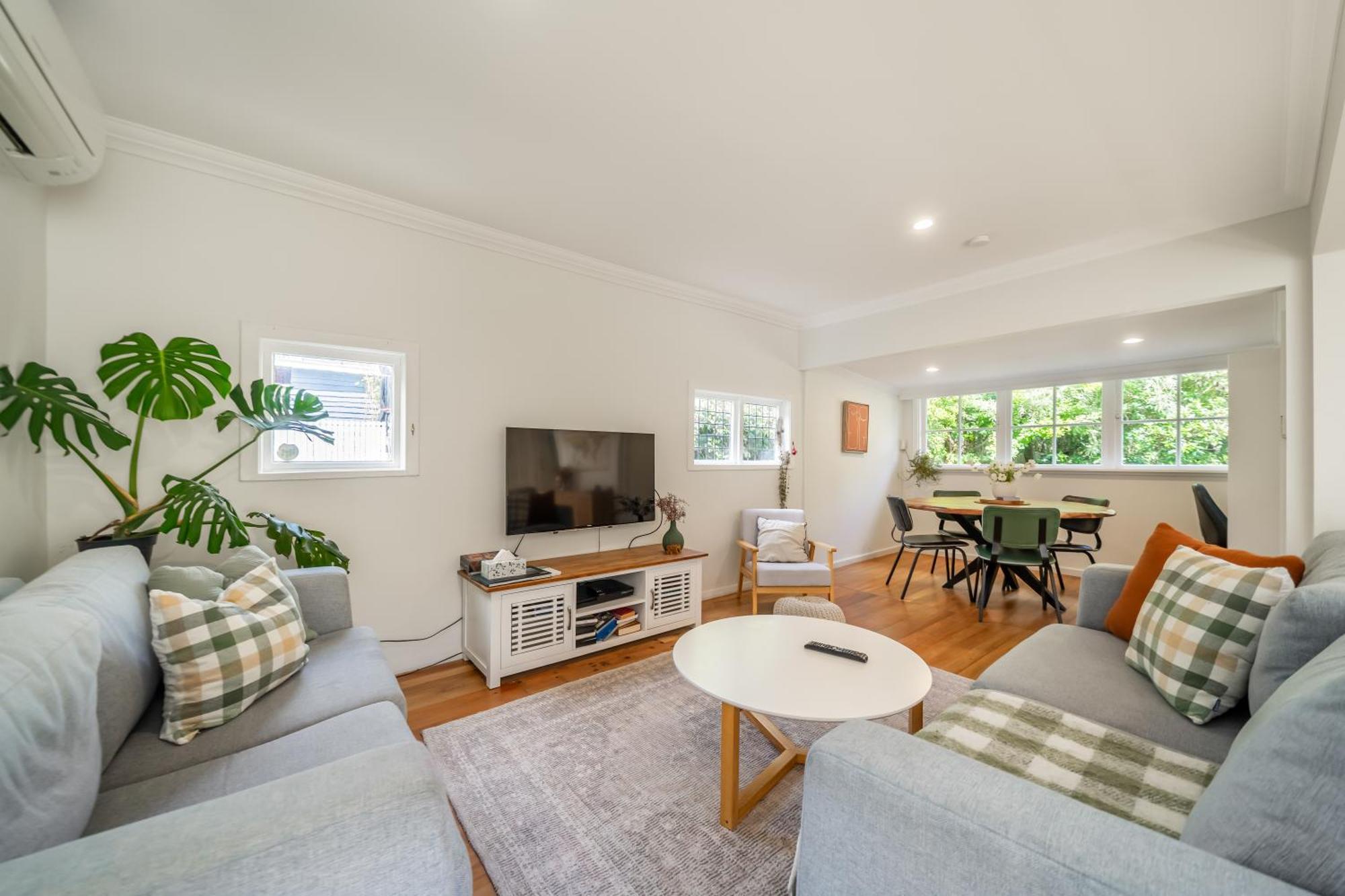 Pinehaven Cottage Upper Hutt Kültér fotó