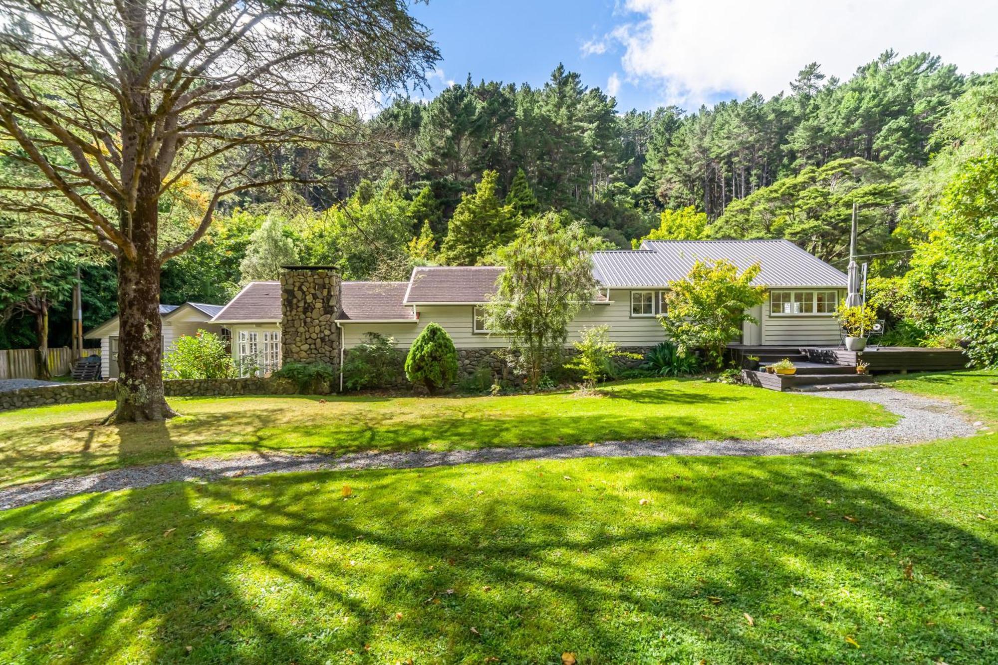 Pinehaven Cottage Upper Hutt Kültér fotó